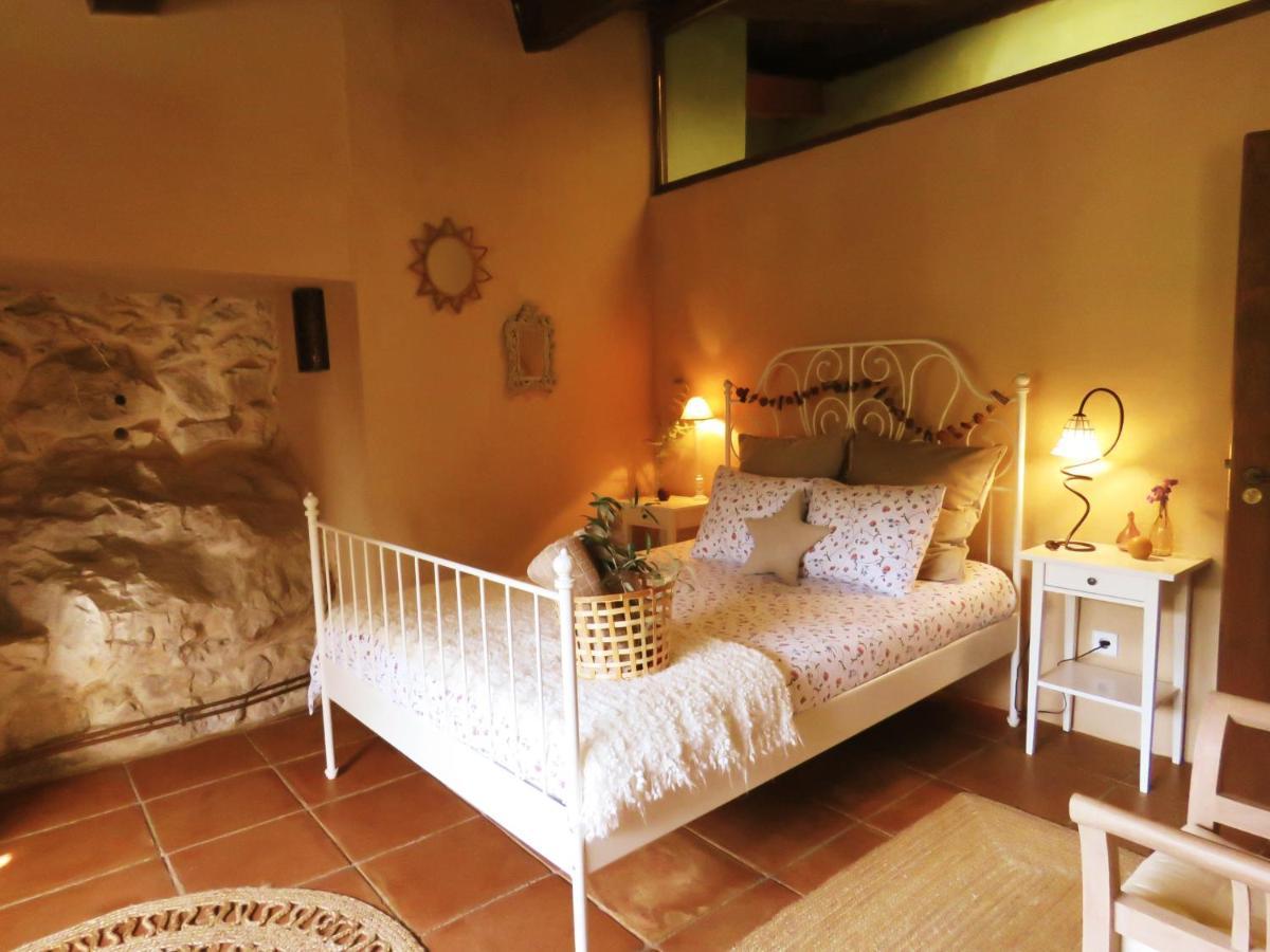 Casa Corazon De Piedra En El Rio Dulce Pensionat Aragosa Exteriör bild